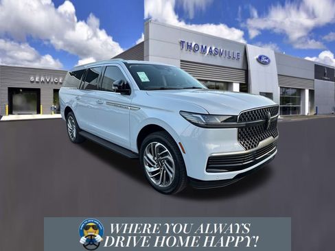 New 2026 Lincoln Navigator L Premier image 1