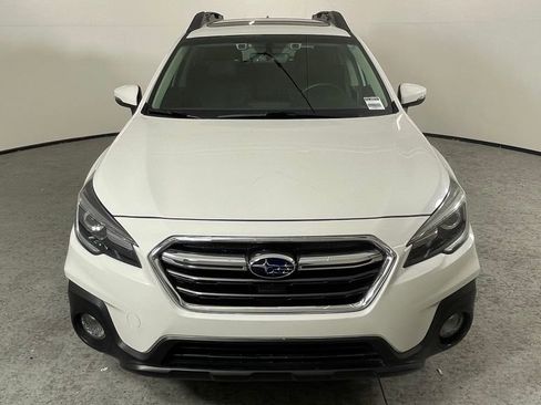 Used 2019 Subaru Outback 2.5i Limited w/ Popular Package #2 image 8