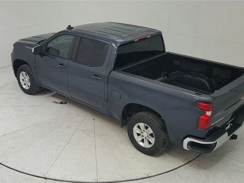 Used 2021 Chevrolet Silverado 1500 LT image 43