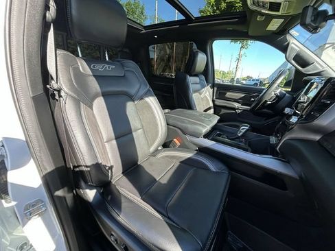 Used 2023 RAM 1500 Laramie AWD/4WD image 25