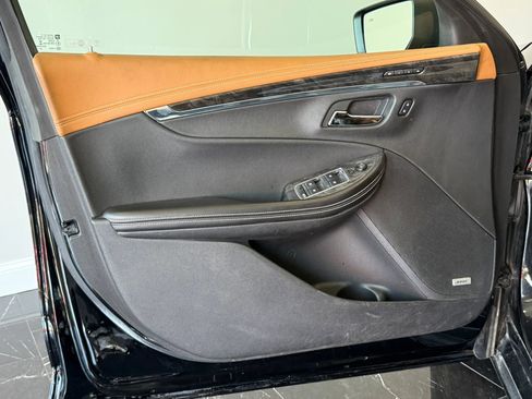 Used 2016 Chevrolet Impala LTZ w/ Enhanced Convenience Package FWD image 7
