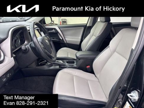 Used 2017 Toyota RAV4 Limited image 19