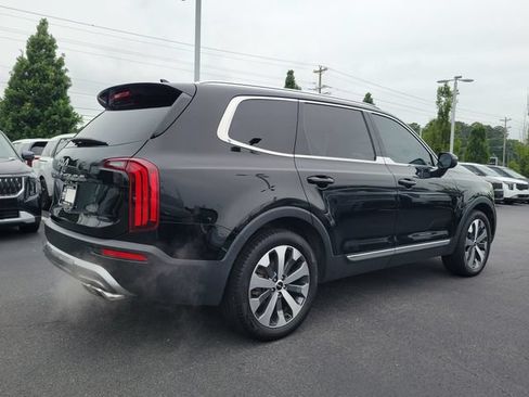 Used 2022 Kia Telluride EX w/ EX Premium Package FWD image 4