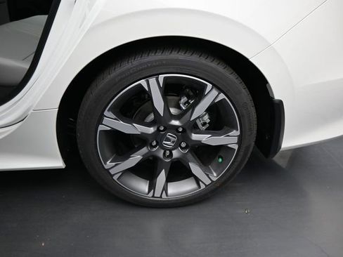 New 2025 Honda Civic Sport Touring image 13