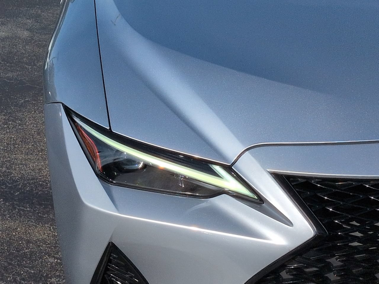 Used 2023 Lexus IS 350 F Sport RWD image 10