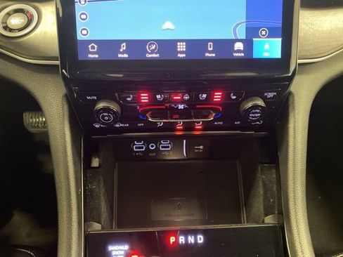 Used 2022 Jeep Grand Cherokee L Limited w/ Luxury Tech Group II image 13