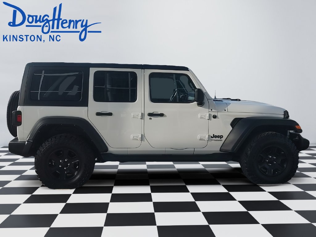 Used 2022 Jeep Wrangler Unlimited Sport AWD/4WD image 6