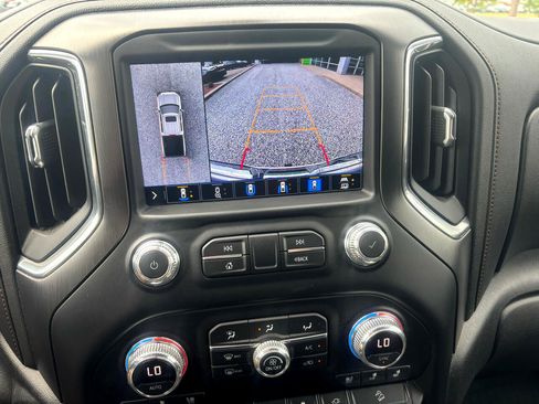 Used 2020 GMC Sierra 1500 AT4 w/ AT4 Premium Package image 16