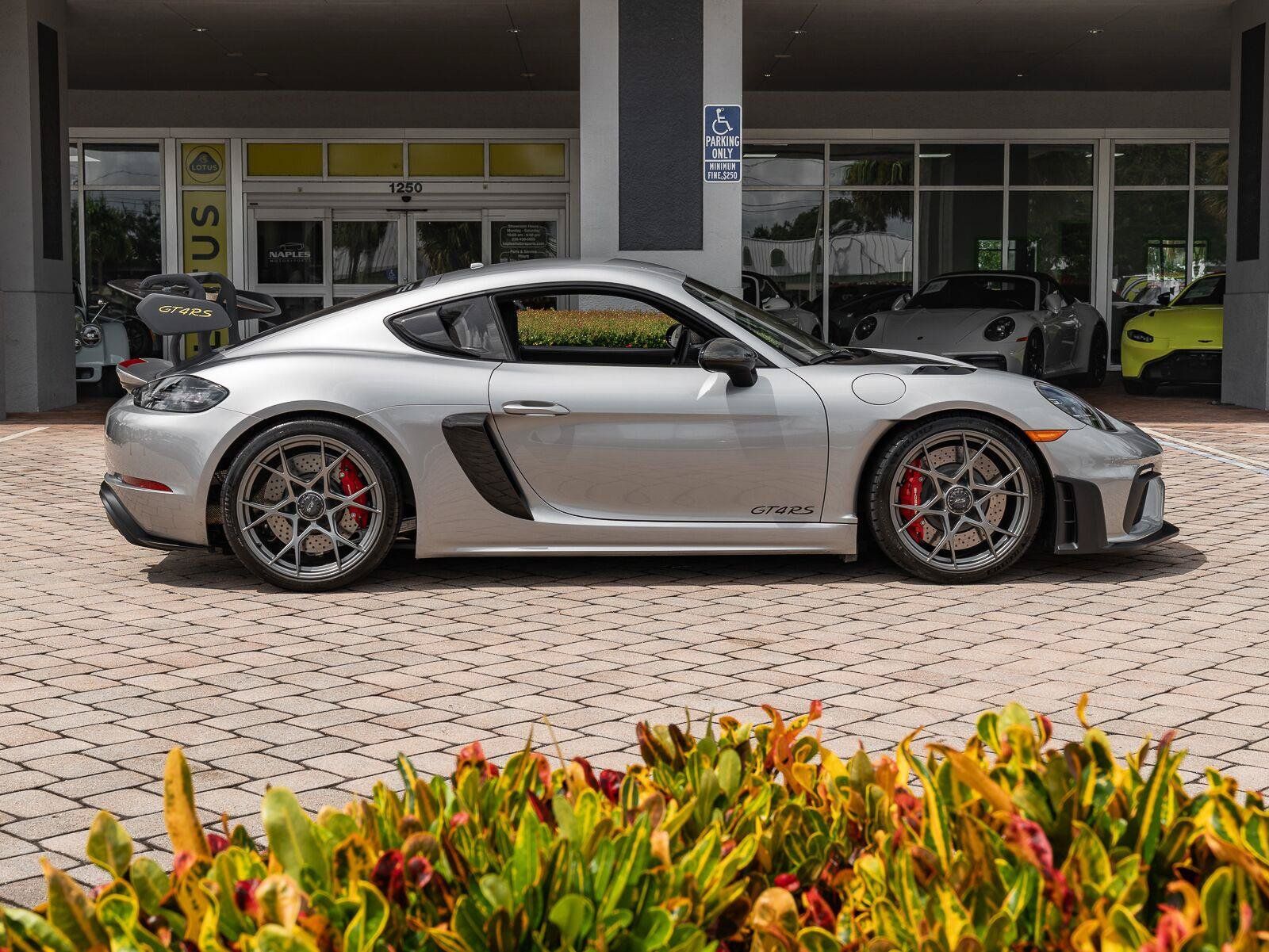Used 2024 Porsche 718 Cayman GT4 RS RWD image 56