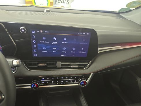 Certified 2025 Chevrolet Equinox RS w/ Safety and Technology Package AWD/4WD image 22