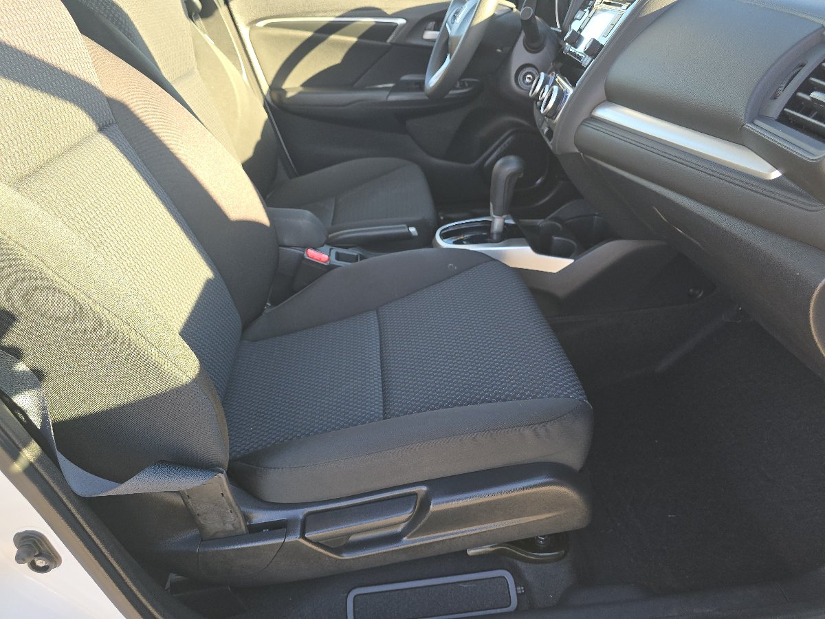 Used 2019 Honda Fit LX image 22