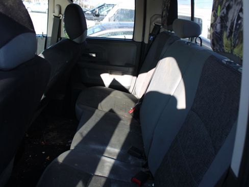 Used 2014 RAM 1500 Big Horn image 7