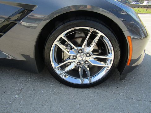 Used 2014 Chevrolet Corvette Stingray Convertible w/ 2LT Preferred Equipment Group image 22