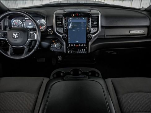 Used 2024 RAM 2500 Big Horn w/ Safety Group image 14