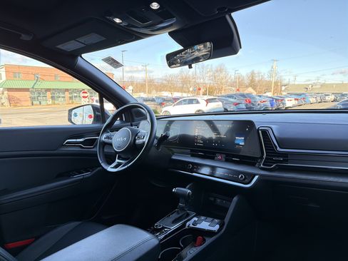 Certified 2023 Kia Sportage X-Line w/ X-Line Premium Package image 16