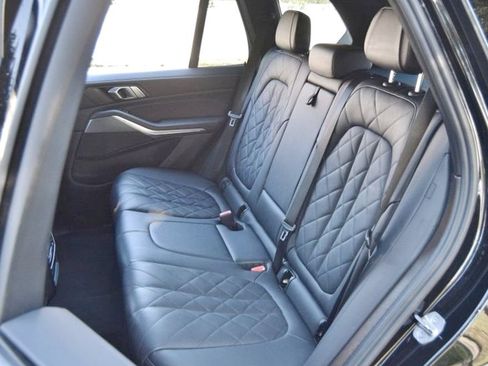 Used 2023 BMW X5 xDrive40i w/ Premium Package AWD/4WD image 35