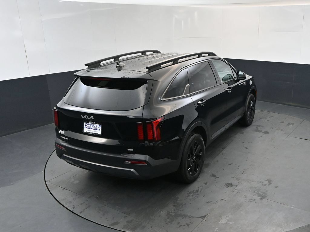 Certified 2023 Kia Sorento S AWD/4WD image 32