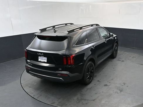 Used 2023 Kia Sorento S AWD/4WD image 32