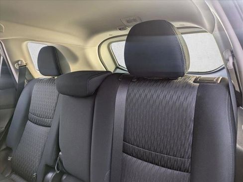 Used 2020 Nissan Rogue S image 14