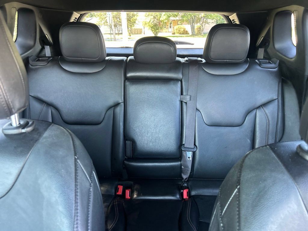Used 2023 Jeep Compass Limited AWD/4WD image 25