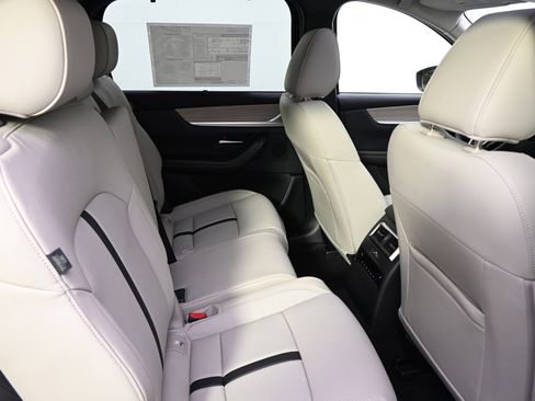 New 2026 MAZDA CX-90 3.3 Turbo w/ Preferred Package image 18