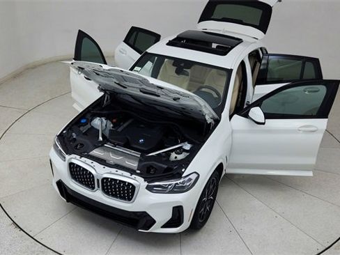 Used 2025 BMW X4 xDrive30i image 88