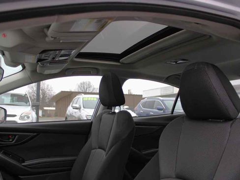 Used 2021 Subaru Impreza Premium image 12