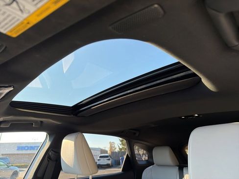 Used 2023 Lexus RX 350 Premium image 22