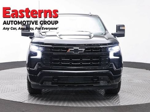 Used 2024 Chevrolet Silverado 1500 RST w/ Convenience Package II AWD/4WD image 2