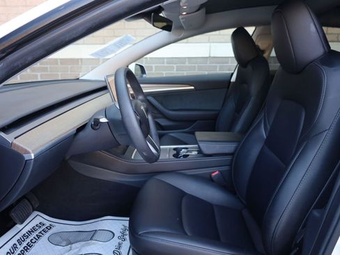 Used 2023 Tesla Model 3 Standard Range RWD image 17