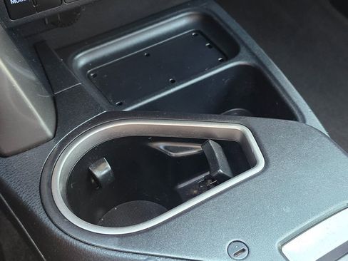 Used 2016 Toyota RAV4 XLE image 38