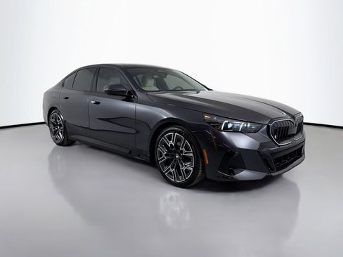 New 2026 BMW 530i w/ M Sport Package image 3