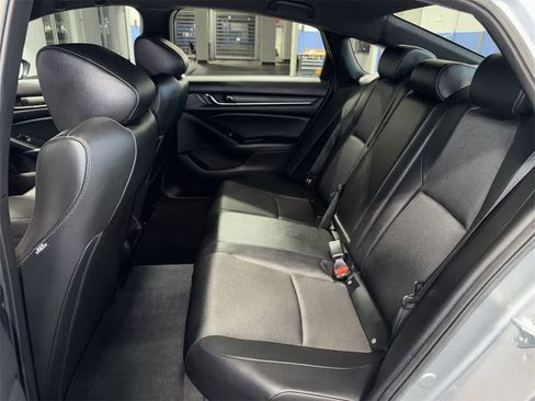 Used 2022 Honda Accord Sport image 17