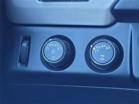 Used 2019 GMC Yukon XL Denali w/ Denali Ultimate Package image 17