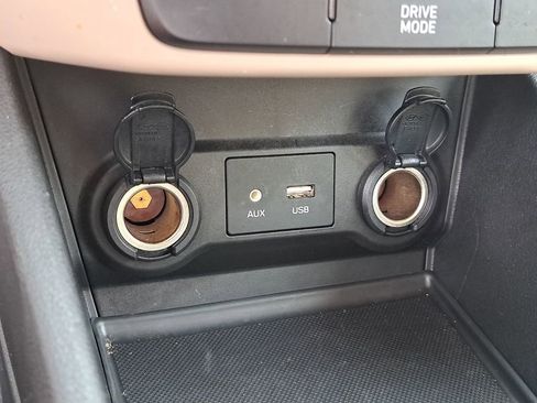 Used 2022 Hyundai Accent SEL image 24