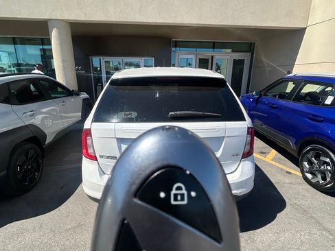 Used 2014 Ford Edge SEL w/ Equipment Group 205A image 3