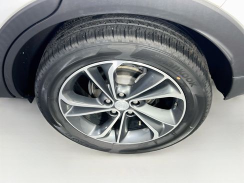 Used 2021 Buick Encore GX Select FWD image 29
