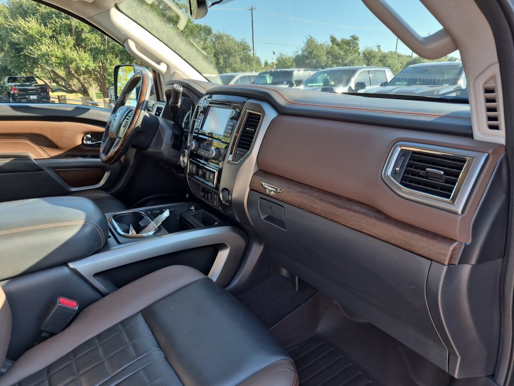 Used 2016 Nissan Titan Platinum Reserve RWD image 35
