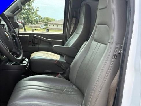 Used 2021 Chevrolet Express 2500 w/ Driver Convenience Package RWD image 14