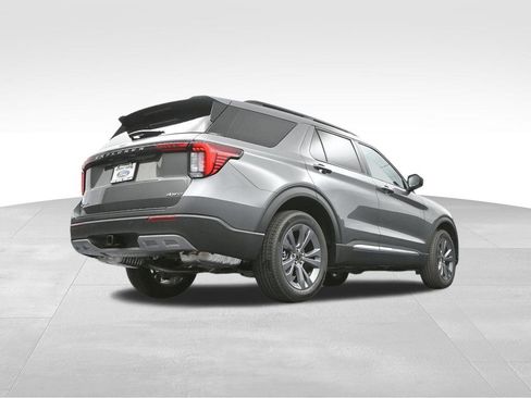 New 2025 Ford Explorer Active w/ Active Comfort Package image 52