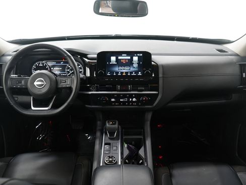 Used 2022 Nissan Pathfinder SL image 15