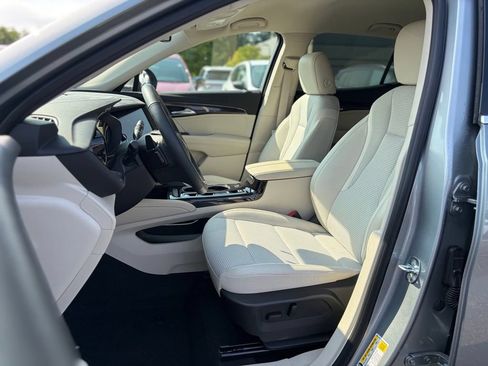 Used 2023 Buick Envision Preferred AWD/4WD image 20