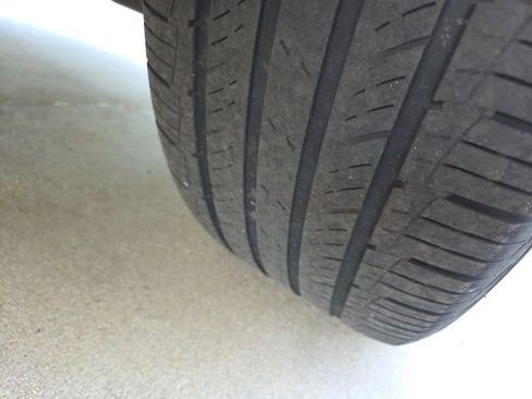 Used 2019 Ford Explorer XLT w/ Equipment Group 202A AWD/4WD image 77