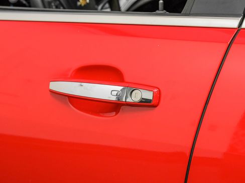 Used 2015 Chevrolet SS image 40