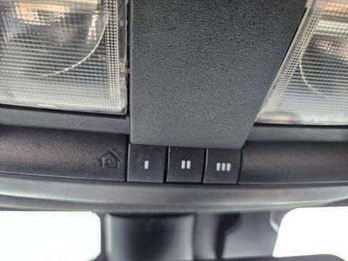 Used 2022 Dodge Challenger GT AWD/4WD image 21