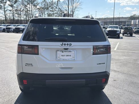 New 2026 Jeep Cherokee Limited image 7