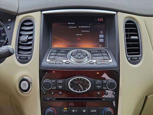 Used 2015 INFINITI QX50 Journey w/ Premium Package image 13