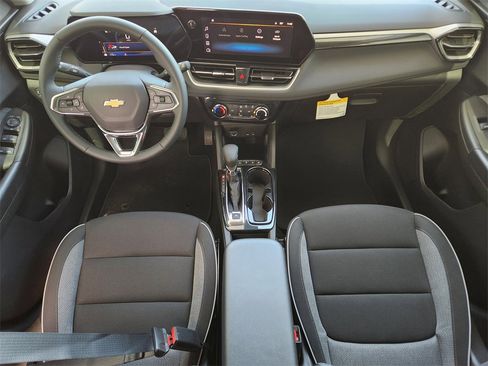 New 2026 Chevrolet TrailBlazer LT w/ LT Cold Weather Package image 17