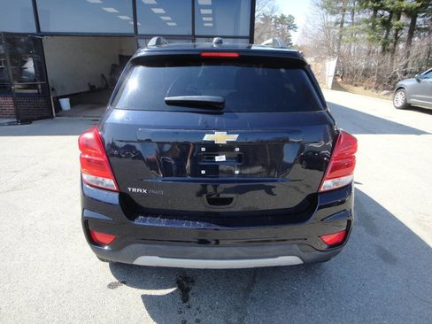 Used 2021 Chevrolet Trax LT w/ Driver Confidence Package AWD/4WD image 6