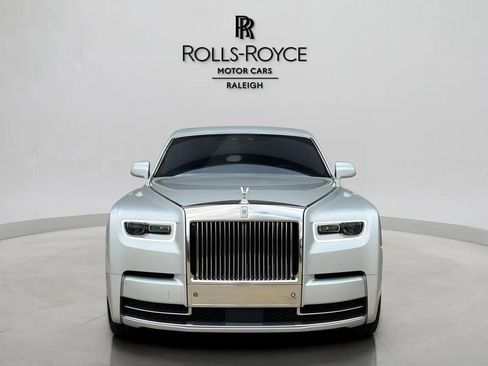 Used 2020 Rolls-Royce Phantom Sedan RWD image 2